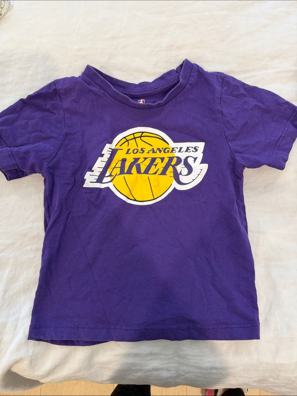 Kids laker t shirt size 4